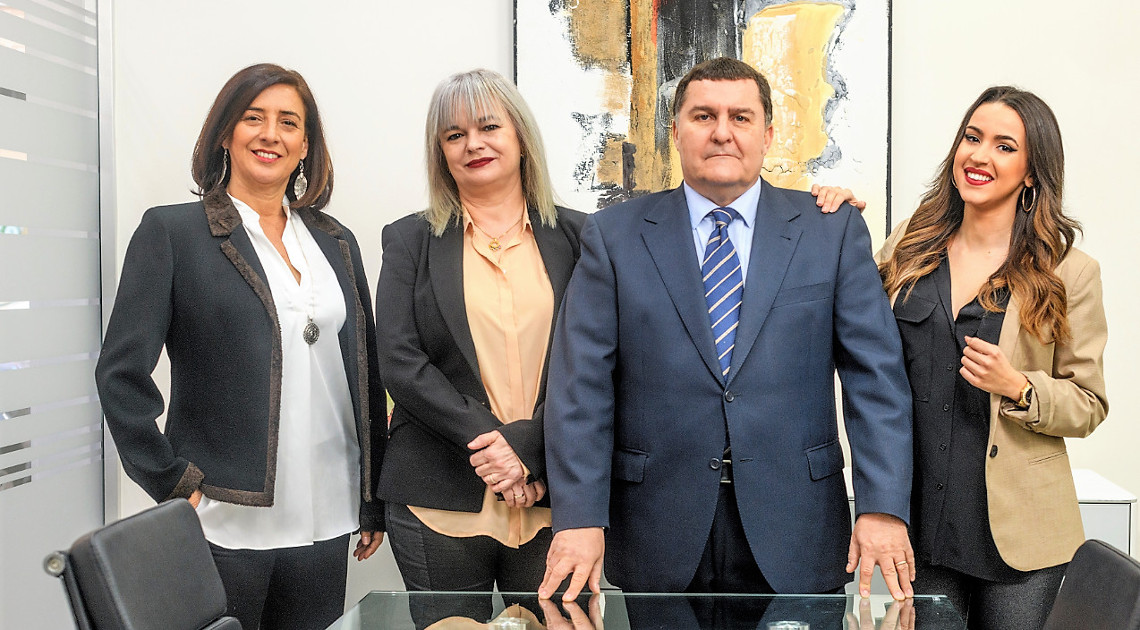 inmobiliaria-dominguez-foto-equipo