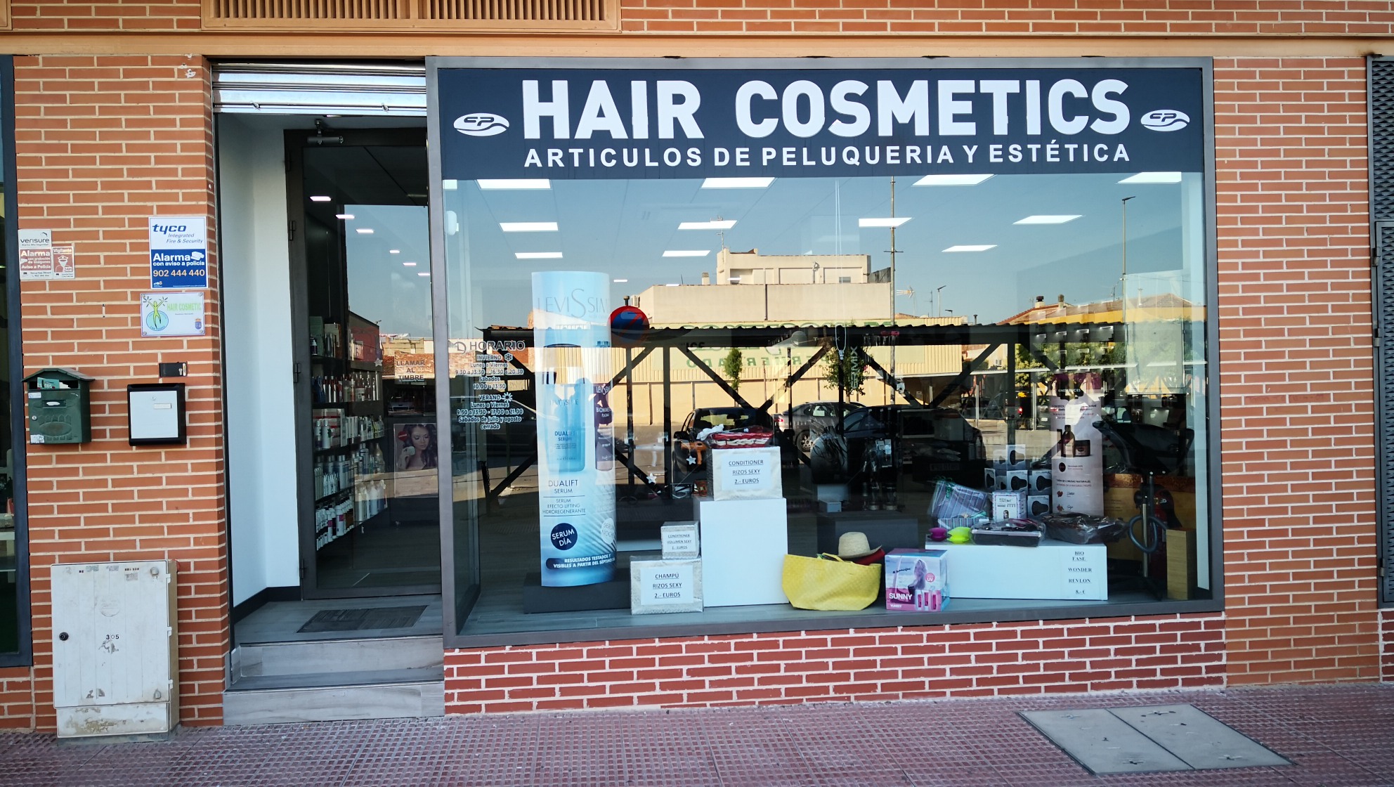 COMERCIAL PUJANTE Productos de Peluquería y Estética en Murcia